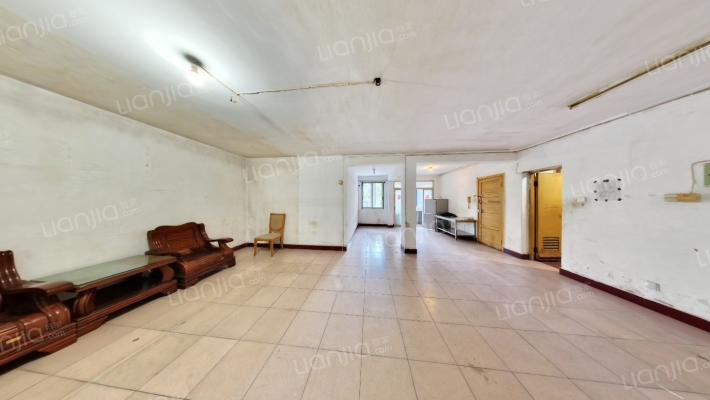 光明港新村二手房实景图