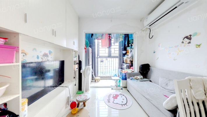 金众蓝钻风景二手房实景图