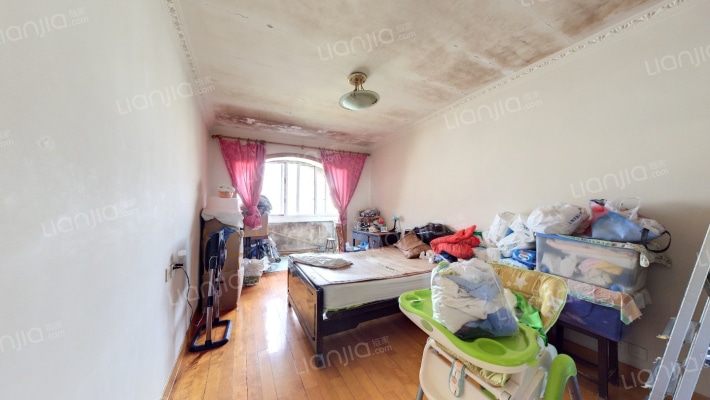 航华三村一街坊二手房实景图