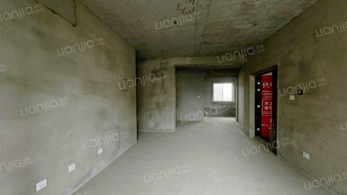 依云尚品二手房实景图