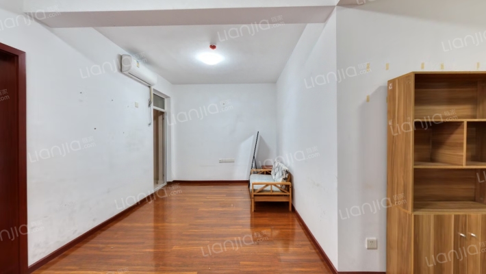 御才名仕二手房实景图