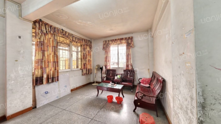 货场路9号二手房实景图