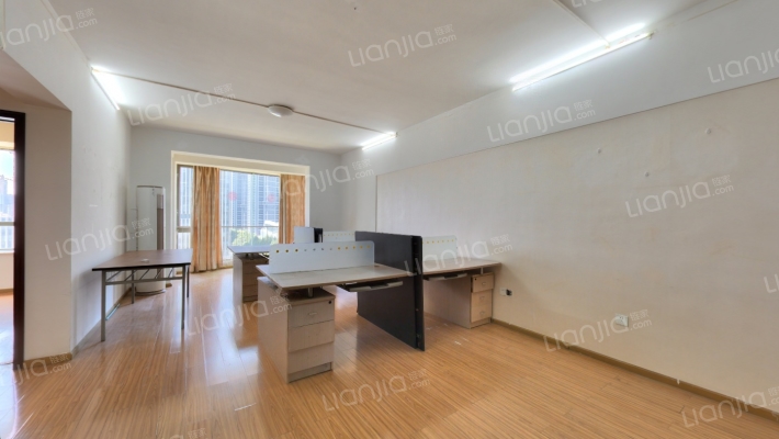 君临国际二手房实景图