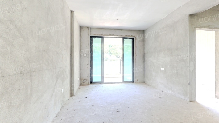 新中银·金色华庭二手房实景图