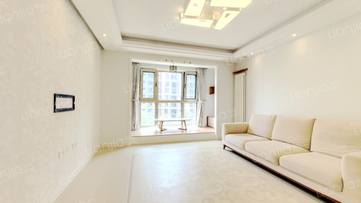 润枫水尚东区二手房实景图