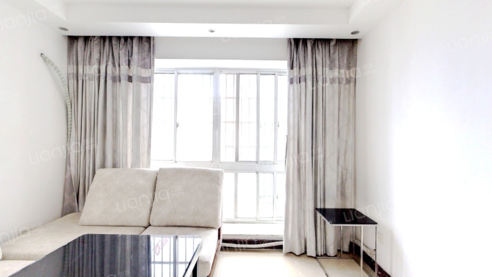 可可小城二手房实景图