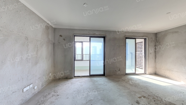 世茂远洋东江湾悦境二手房实景图