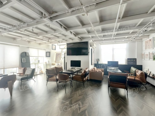 整租·龙湖时代天街 1室0厅 东南