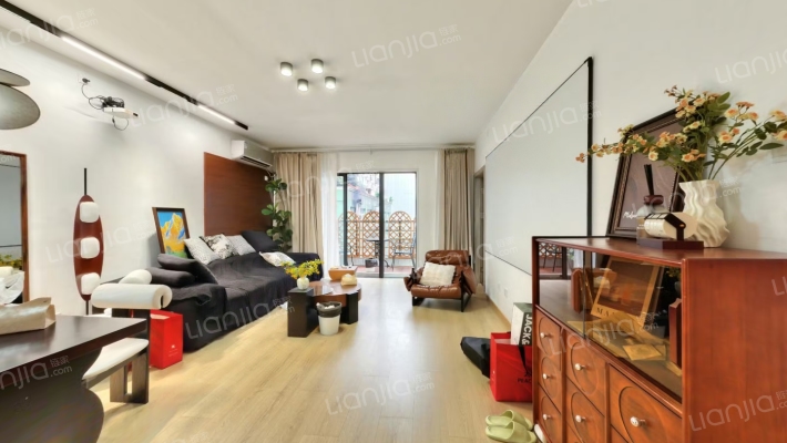 流星花园二手房实景图