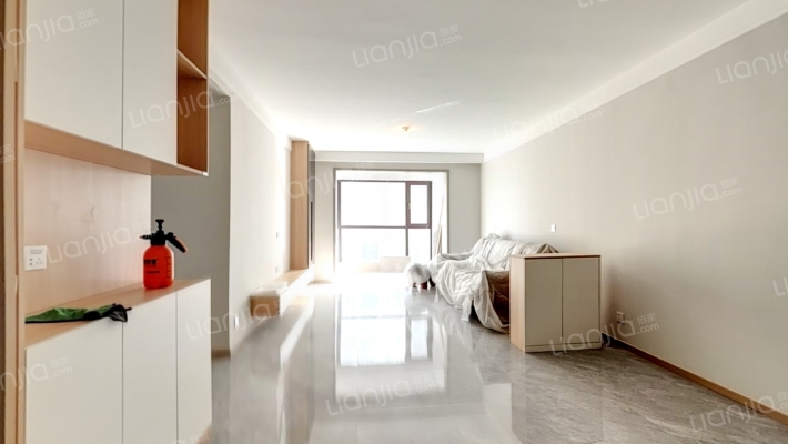 领创大地城二手房实景图