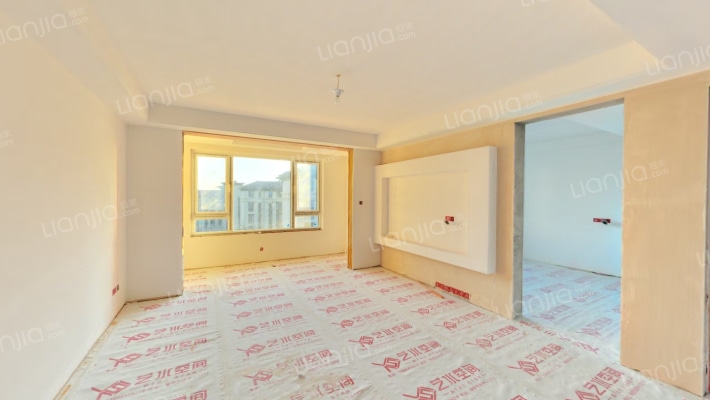 海信波尔多小镇二手房实景图