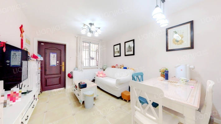 内马路9-4号院二手房实景图