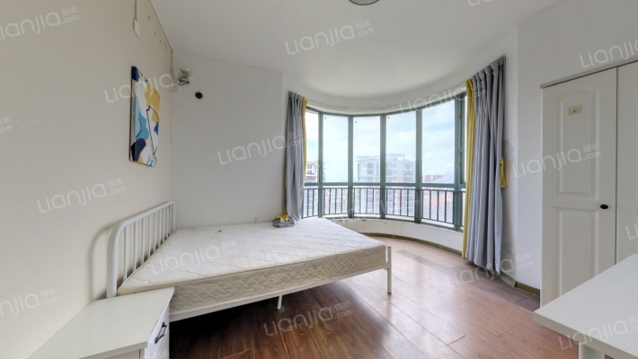 明发滨江新城二期二手房实景图