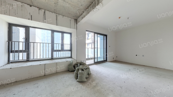 云邸二手房实景图