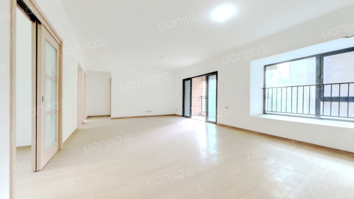 美的新城公园天下二手房实景图