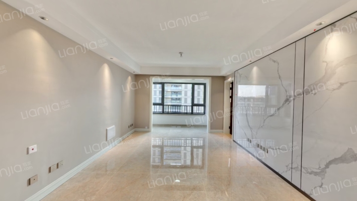 融创御景宸院二手房实景图