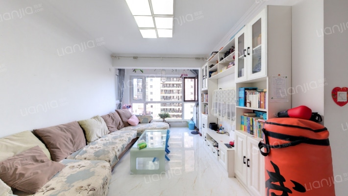 富禹依云书院二手房实景图