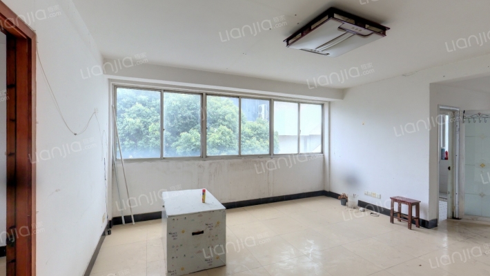 厦华花苑二手房实景图