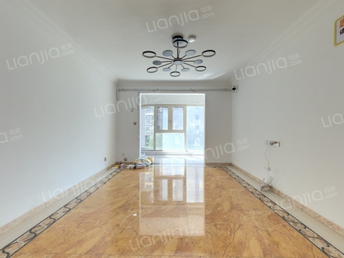 整租·碧桂园凤凰城C区 4室2厅 南