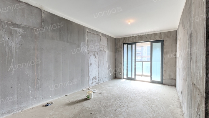 蔚蓝海岸二手房实景图