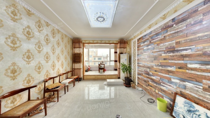 市政嘉苑 二手房实景图