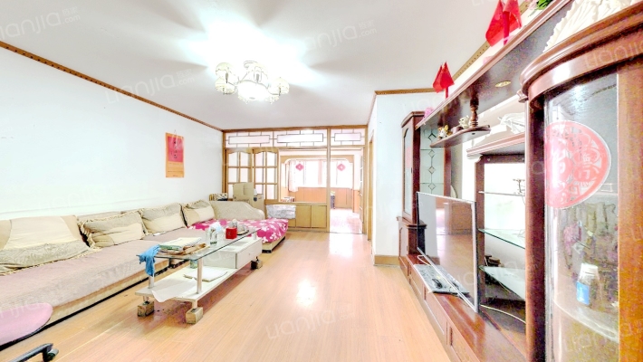 青岛山公寓二手房实景图