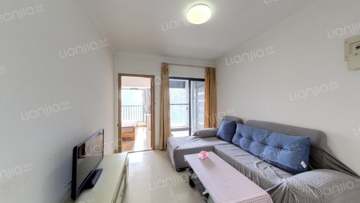 时尚岛蓝钻二手房实景图