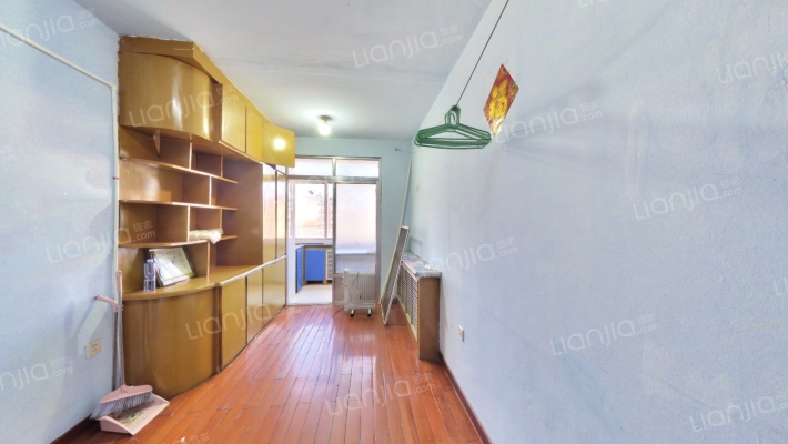 交警三区二手房实景图