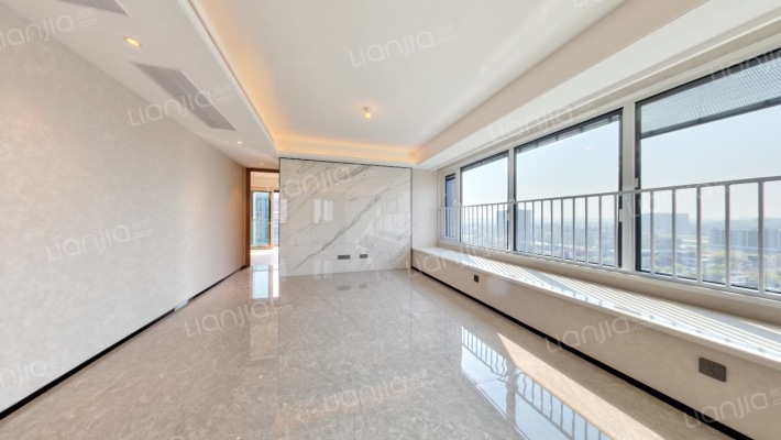 杰立潮正府二手房实景图