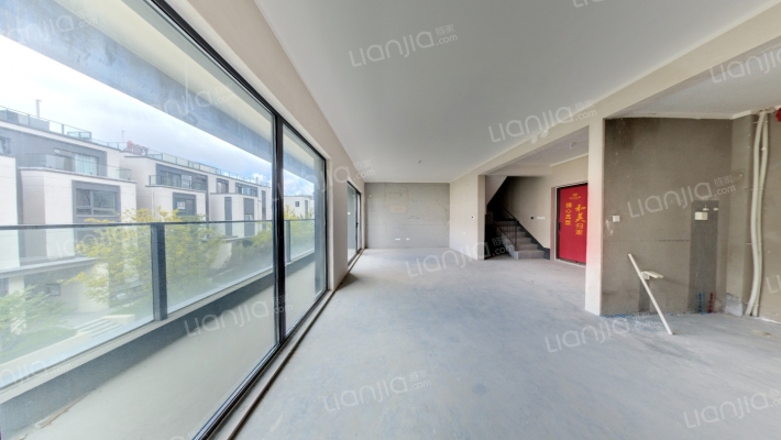 和达云顶二手房实景图