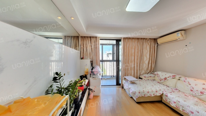 龙湖滟澜山澜轩二手房实景图