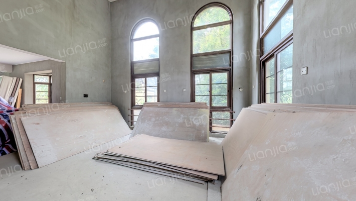 高迪山二手房实景图