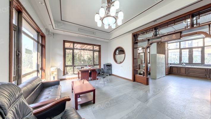 金科碧桂园翡翠郡二手房实景图