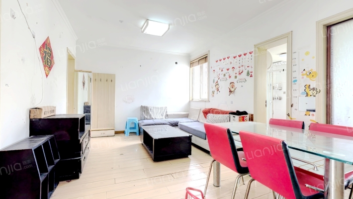 公交一村二手房实景图