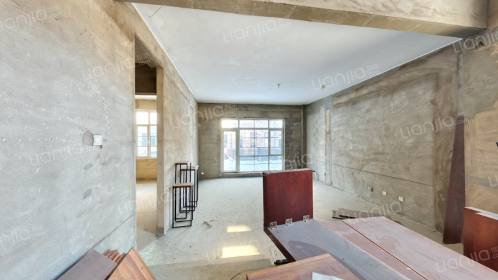 龙湖山河墅二手房实景图