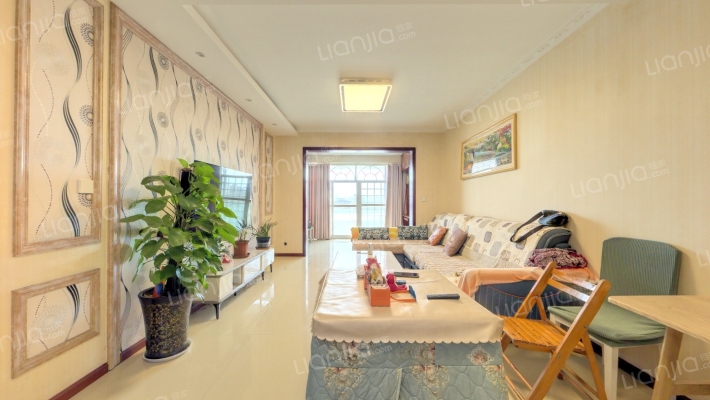 美的年华二手房实景图