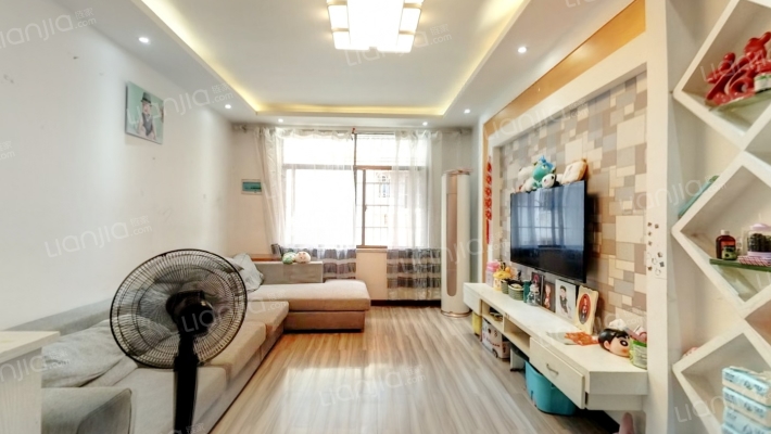 中诚小区二手房实景图