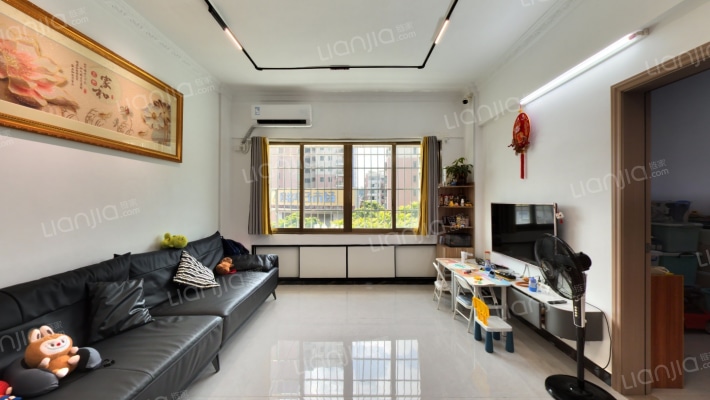 南澳大厦二手房实景图