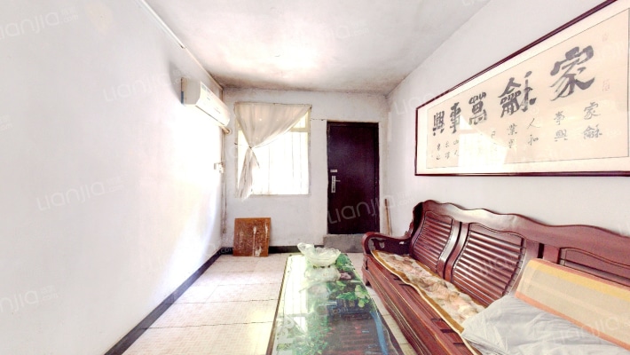 老龙堤102家属院二手房实景图