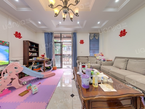 整租·月映长滩c区 4室1厅 跃层 东南