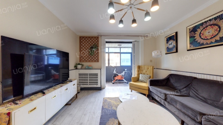 西航外招小区北区二手房实景图