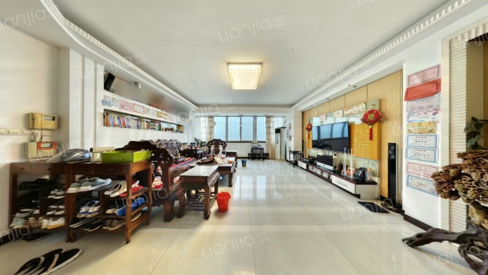 锦江花园一区二手房实景图