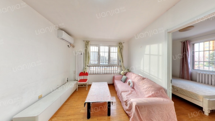 龙冠冠华苑棠棣园二手房实景图