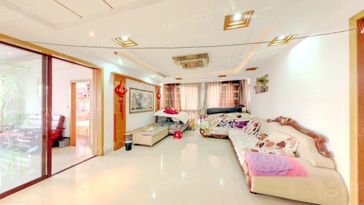 怡佳名苑二手房实景图