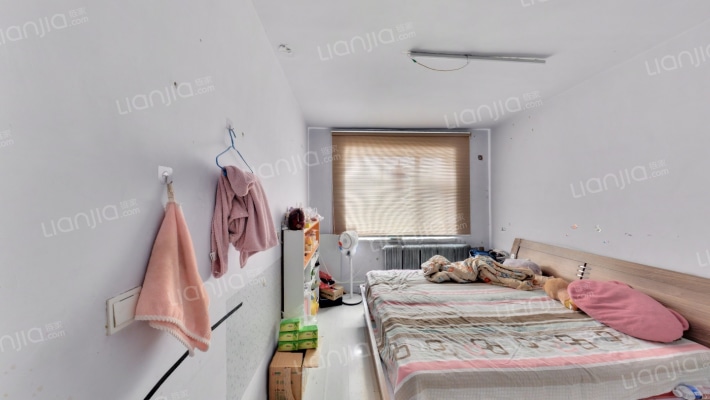 省教委宿舍二手房实景图