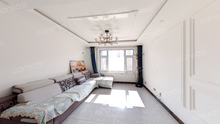 君悦豪庭B区二手房实景图