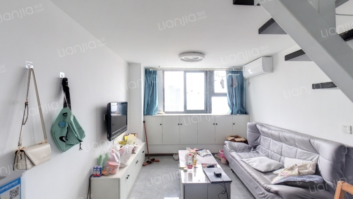 新站广场二手房实景图