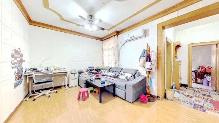 九亩地二手房实景图