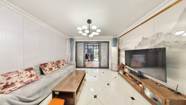 南京碧桂园阅岭苑二手房实景图