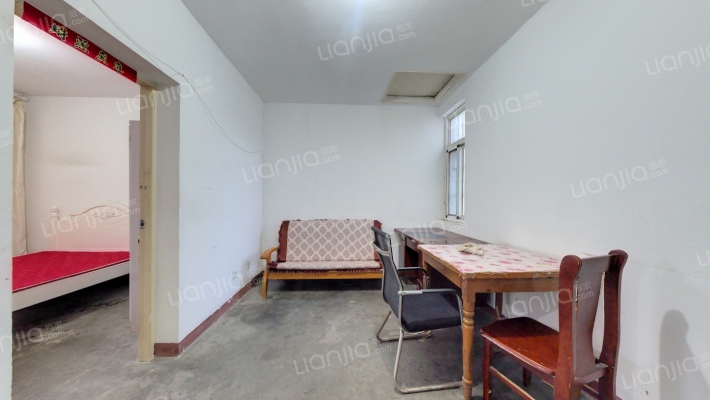 双凤凤梅佳园东区二手房实景图